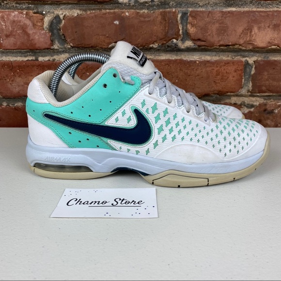 Nike Shoes - Nike Air Cage Advantage Tennis shoes Sz 8